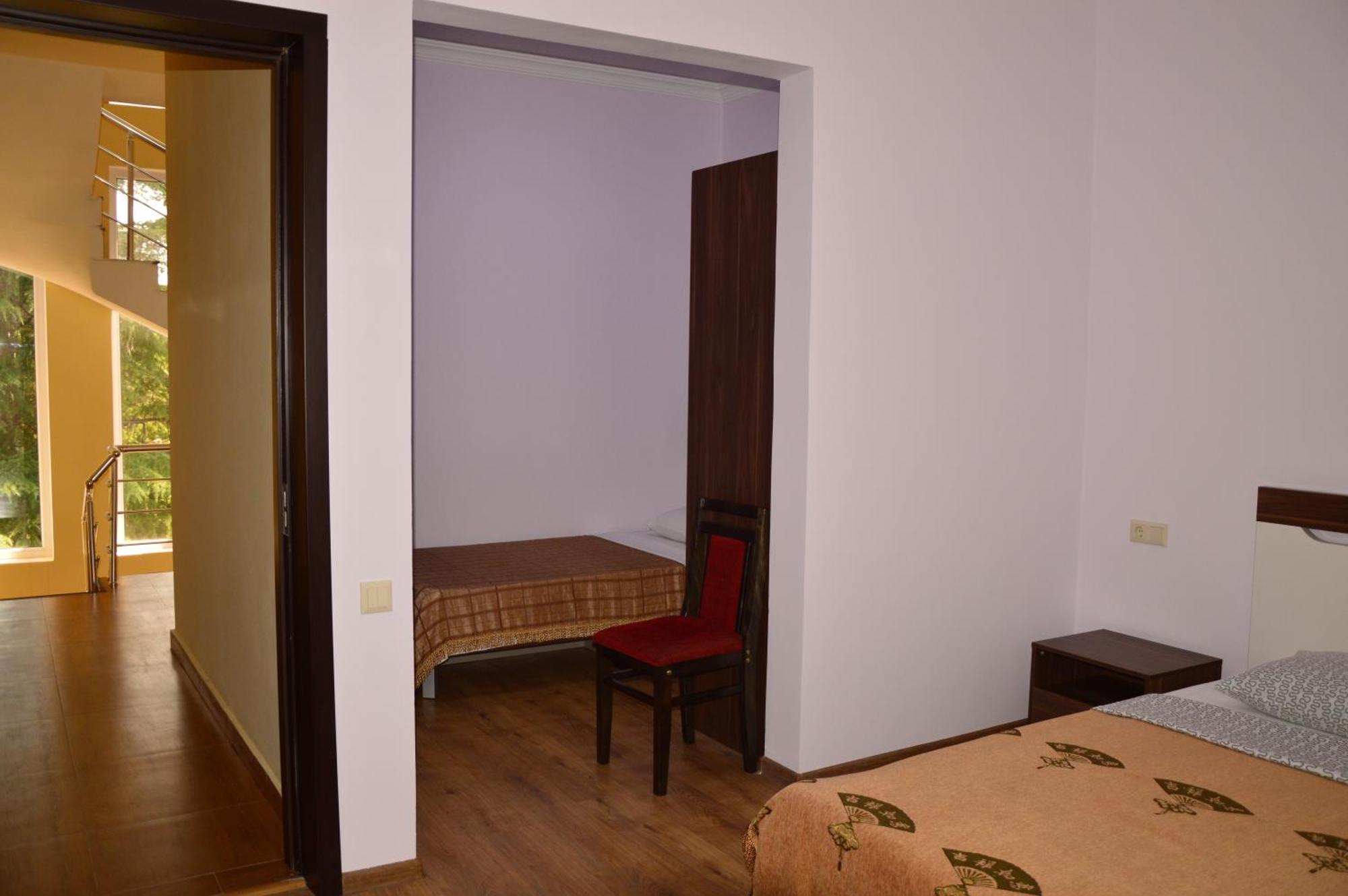 Golden Fleece Hotel Ureki Rum bild